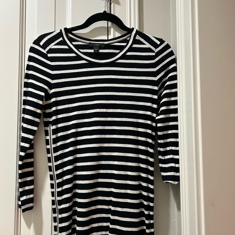 J Crew gently used black and white striped dress with two side zippers, size XXS